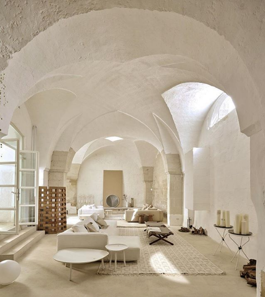 DREAM HOUSE