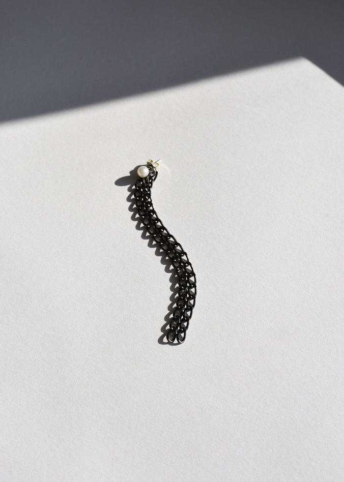 Belleville Black Chain Earring