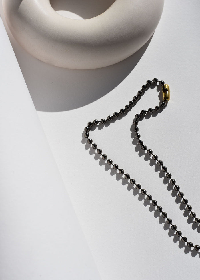 Pigalle Black Ball Choker Grande